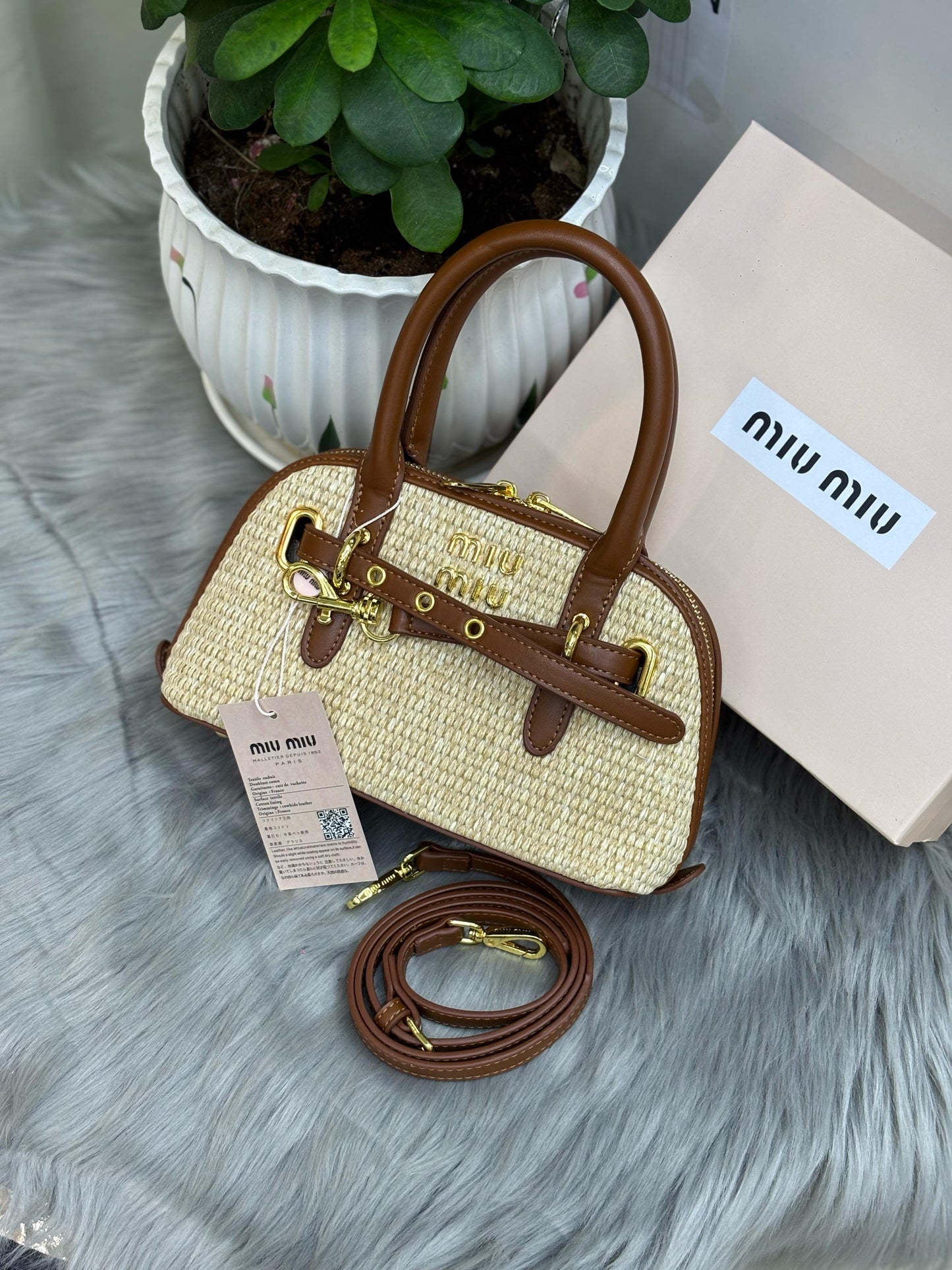 MIU MIU
