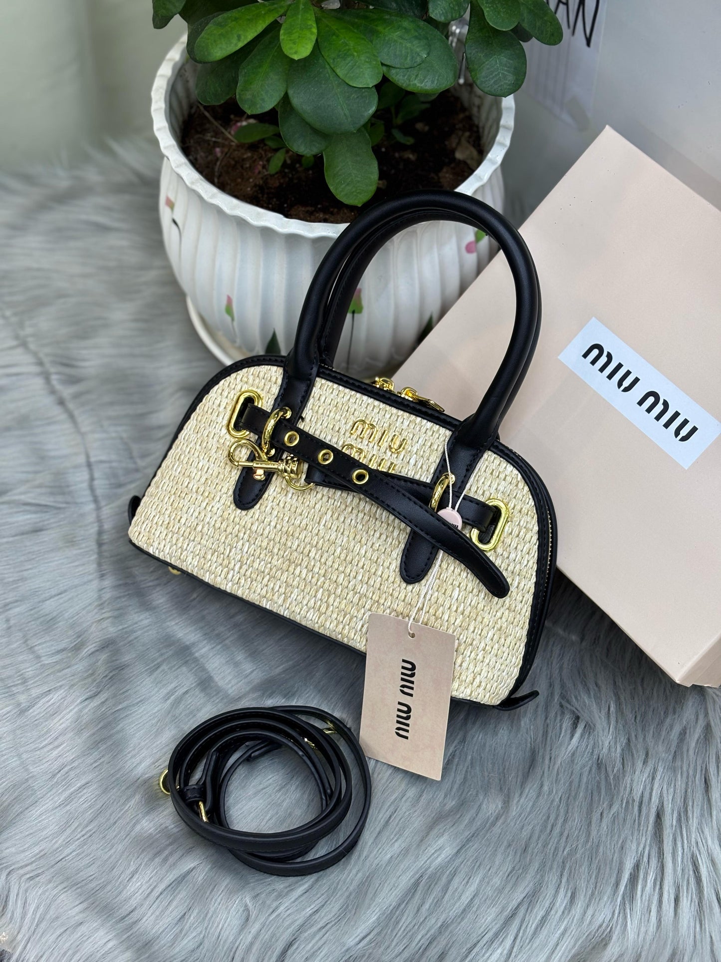 MIU MIU