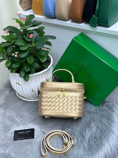 BOTEGA